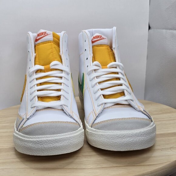 Nike Blazer Mid 77 Men’s White "Roswell Rayguns" Sneakers Size 10.5 DD9239-100 - Picture 2 of 9